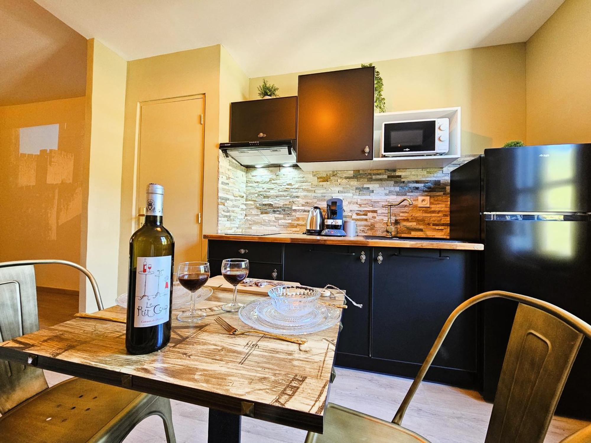 Tout Confort ! Ville, Calme, Cinema Prive, Climatisation, Parking, Wifi Carcassonne Eksteriør bilde