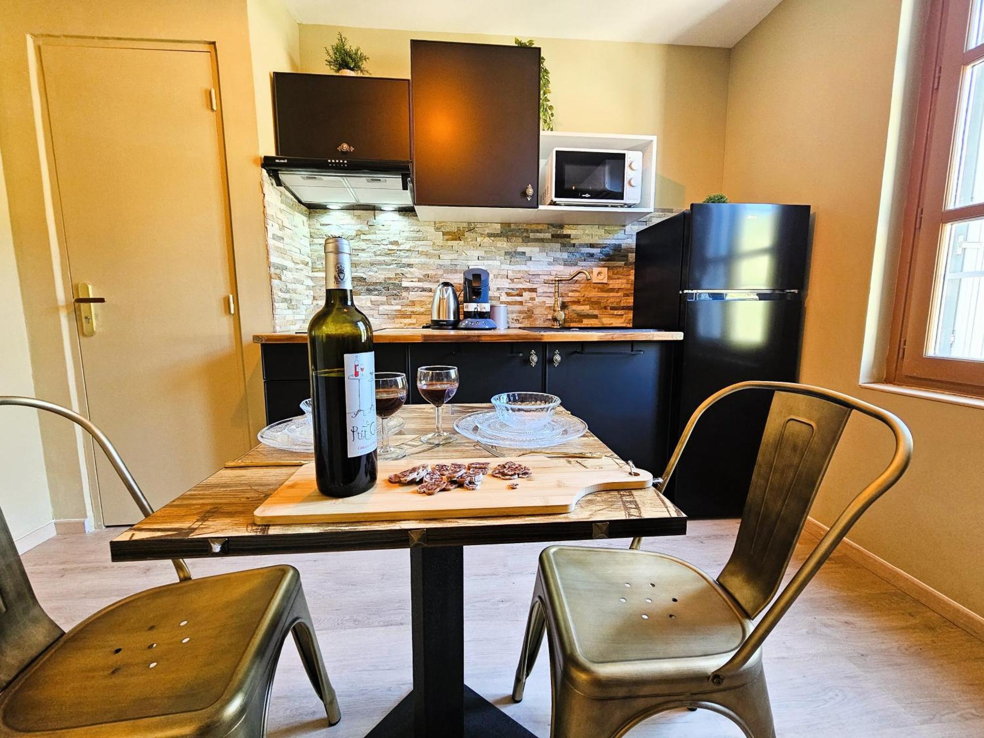 Tout Confort ! Ville, Calme, Cinema Prive, Climatisation, Parking, Wifi Carcassonne Eksteriør bilde